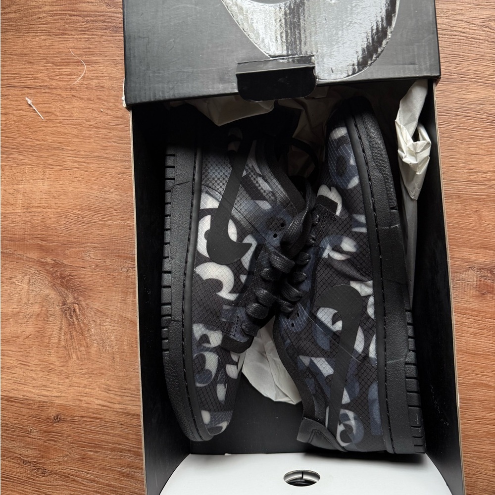 Nike x CDG Comme des Garçon Dunk Men’s Black and Gray Patterned Low-Top Sneakers
